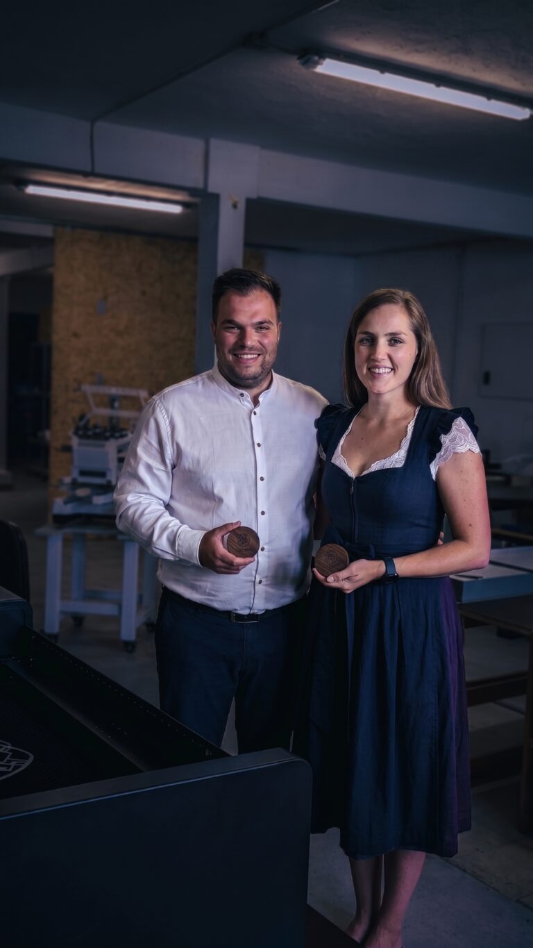 Daniel und Theresa Schmidt, die beiden Gründer von Werbe-Resi